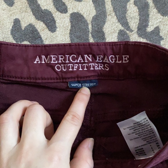 Great condition American Eagle jeggings maroon size 0 - Picture 5 of 6